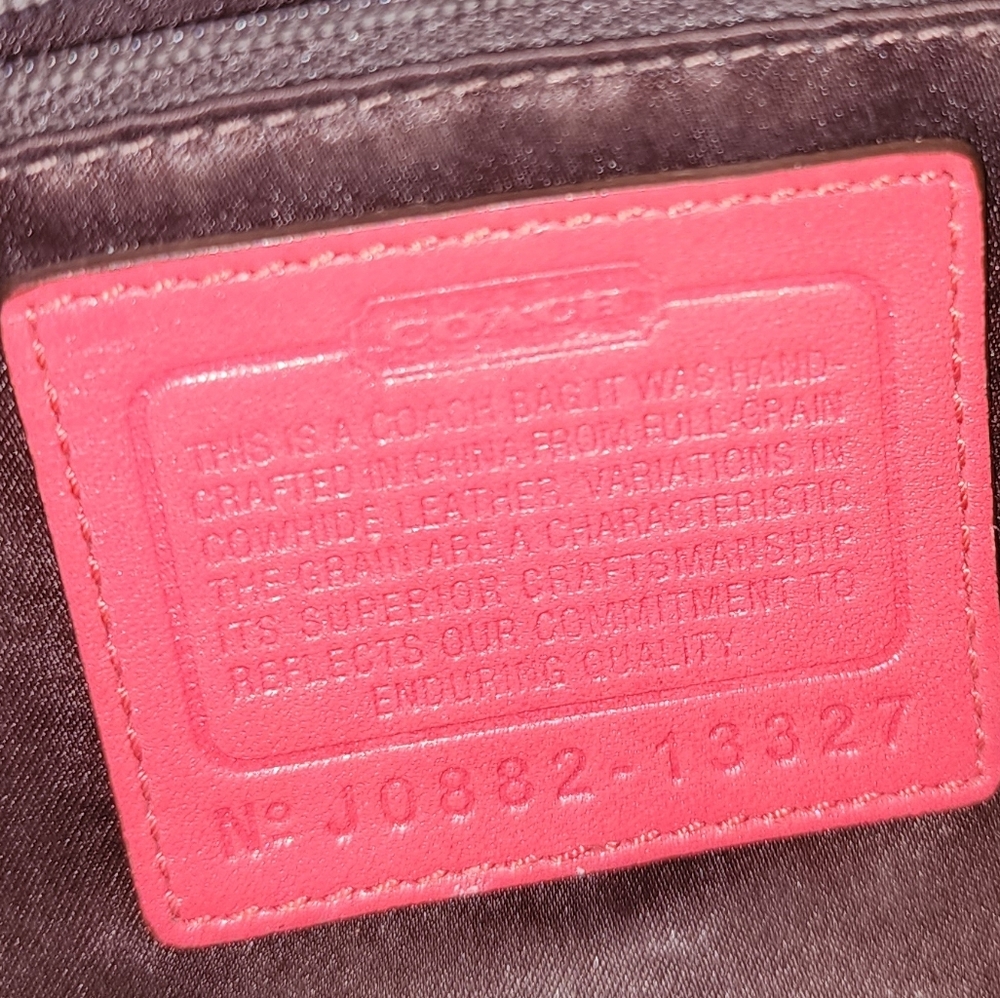 vintage Coach Ergo Hobo bag in red milled leather. - Picture 12 of 12